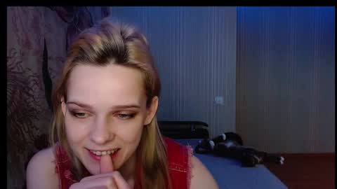 Snapshot of wicky_hey chatting on September 26, 2025, 8:02 pm Victoria online show from September 26, 2025, 8:02 pm