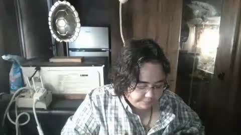 wigper online show from November 8, 2025, 8:40 pm