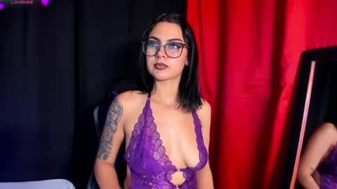 Snapshot of wild_lunaa chatting on May 5, 2026, 2:14 pm Call me Luna online show from May 5, 2026, 2:14 pm