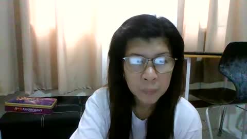 Snapshot of wildbrownchick69 chatting on May 19, 2026, 2:18 am WildChick online show from May 19, 2026, 2:18 am