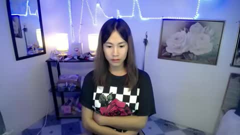 Snapshot of wildflowermitch chatting on November 12, 2025, 5:02 pm Mitch online show from November 12, 2025, 5:02 pm