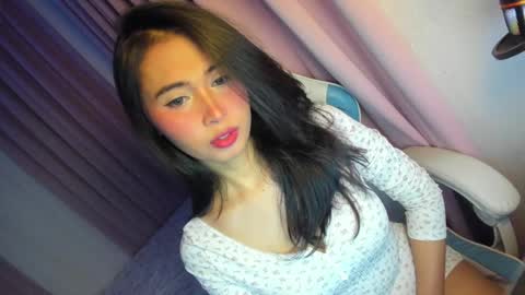 Snapshot of wildkittytrans chatting on December 29, 2024, 12:12 pm CHRISTINE online show from December 29, 2024, 12:12 pm