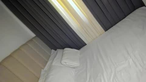 Snapshot of wildkittytrans chatting on February 22, 2025, 8:18 am CHRISTINE online show from February 22, 2025, 8:18 am