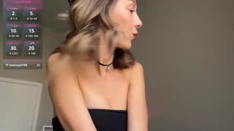 Snapshot of wildsable_ chatting on October 9, 2025, 9:29 am wildsable_ online show from October 9, 2025, 9:29 am