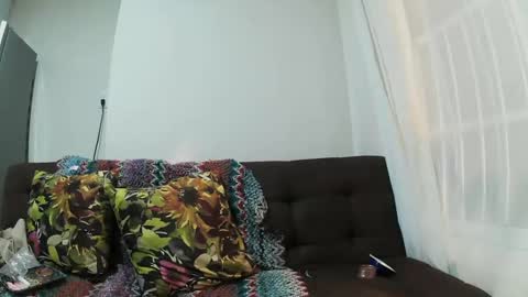 Snapshot of wildstrawberry30 chatting on January 22, 2025, 5:59 am Wild Strawberry online show from January 22, 2025, 5:59 am