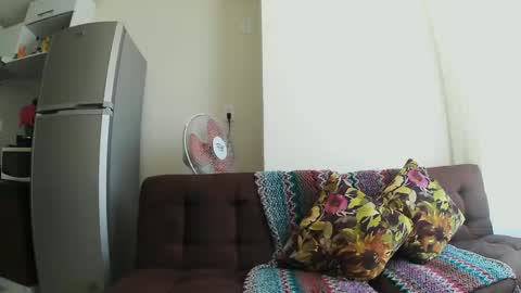 Snapshot of wildstrawberry30 chatting on March 2, 2025, 7:34 pm Wild Strawberry online show from March 2, 2025, 7:34 pm