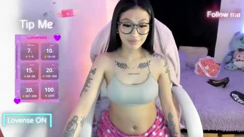 sofia and will online show from October 12, 2025, 1:15 am