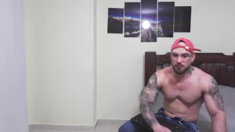 BISEXUAL guys playing a little FOLLOW  online show from March 8, 2025, 4:12 am