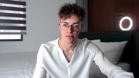 William online show from January 25, 2025, 9:57 am