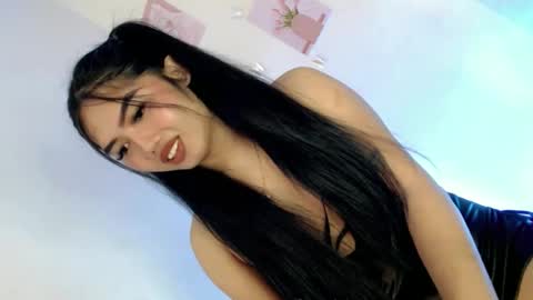 LE XI online show from March 1, 2026, 8:44 pm