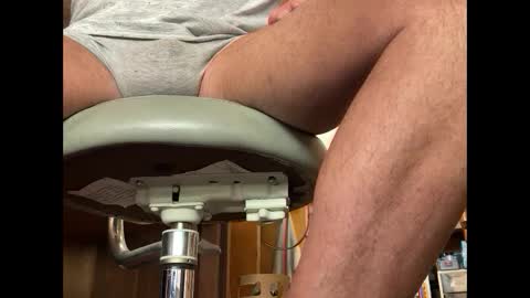 Snapshot of willirob chatting on September 19, 2025, 8:20 pm William online show from September 19, 2025, 8:20 pm