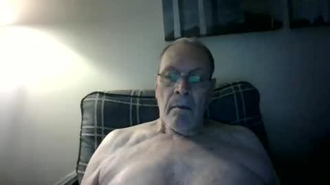 Snapshot of willnedoher chatting on September 28, 2025, 1:38 pm Willhedoher online show from September 28, 2025, 1:38 pm