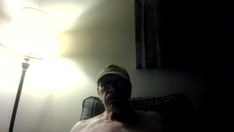 Snapshot of willnedoher chatting on October 13, 2025, 1:27 am Willhedoher online show from October 13, 2025, 1:27 am