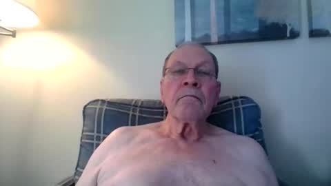 Snapshot of willnedoher chatting on February 25, 2026, 1:43 pm Willhedoher online show from February 25, 2026, 1:43 pm