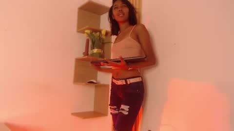 luna online show from April 4, 2026, 2:03 pm