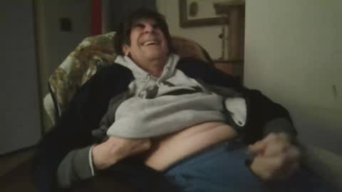 Snapshot of willtie26 chatting on February 17, 2025, 1:15 am willtie26 online show from February 17, 2025, 1:15 am