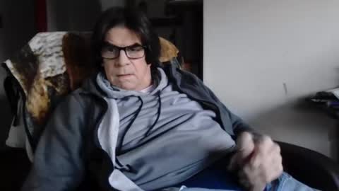 Snapshot of willtie26 chatting on February 17, 2025, 9:30 pm willtie26 online show from February 17, 2025, 9:30 pm