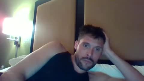 willylee88 online show from February 5, 2025, 10:41 am