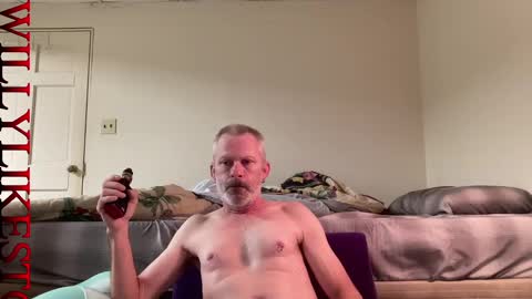 Snapshot of willylikestoplay74 chatting on January 11, 2025, 2:41 am Twisted Will online show from January 11, 2025, 2:41 am