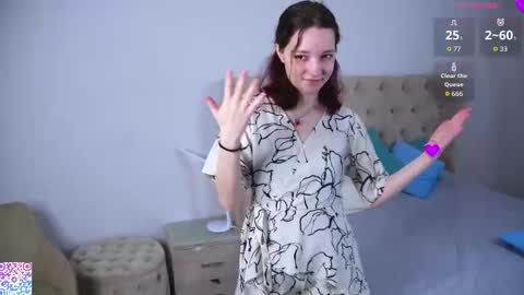 Snapshot of wilmavitanza chatting on October 25, 2025, 4:09 am for u Alise online show from October 25, 2025, 4:09 am