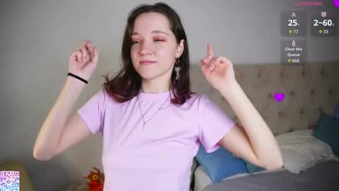 Snapshot of wilmavitanza chatting on November 10, 2025, 4:55 am for u Alise online show from November 10, 2025, 4:55 am