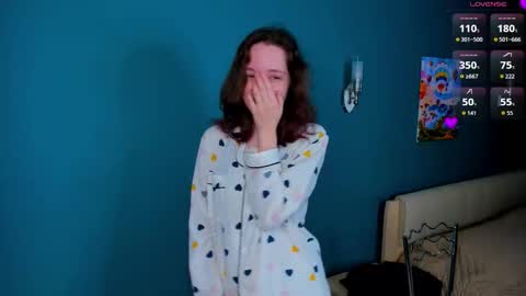 Snapshot of wilmavitanza chatting on November 16, 2025, 4:51 am for u Alise online show from November 16, 2025, 4:51 am