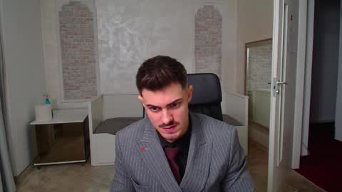 Snapshot of wilsonjules chatting on January 24, 2025, 6:35 pm WilsonJules online show from January 24, 2025, 6:35 pm