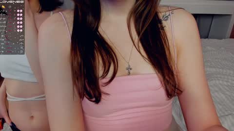 Amalia and Mia online show from January 25, 2025, 7:17 am