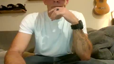 wingnutt765733 online show from December 17, 2025, 5:46 am