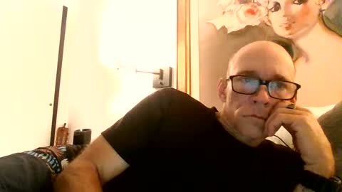 wingnutt765733498294 online show from April 11, 2026, 5:45 am