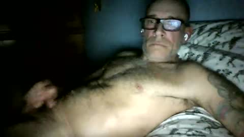 wingnutt765733498294 online show from April 30, 2026, 7:25 am