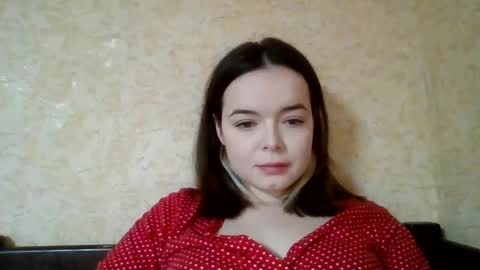 Snapshot of winter__white_rose chatting on December 2, 2024, 12:51 pm Emma online show from December 2, 2024, 12:51 pm