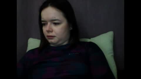 Snapshot of winter__white_rose chatting on February 7, 2025, 11:34 am Emma online show from February 7, 2025, 11:34 am