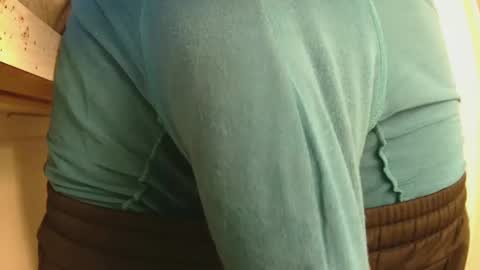 Snapshot of withbothhandsplease chatting on March 2, 2025, 12:22 pm Mater online show from March 2, 2025, 12:22 pm