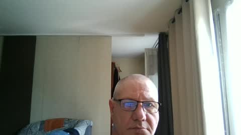 wixer1970 online show from June 21, 2026, 2:19 pm
