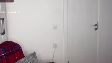 Wlademar online show from March 9, 2025, 1:48 pm