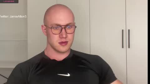 Wlademar online show from February 6, 2026, 6:29 am