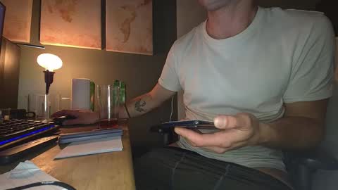 Snapshot of wnhz27 chatting on October 2, 2025, 5:53 pm wnhz27 online show from October 2, 2025, 5:53 pm