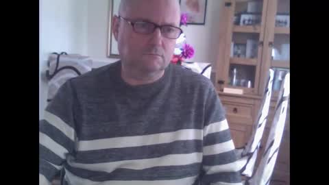 wobble444 online show from May 12, 2026, 9:39 am