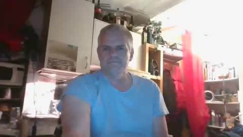 Snapshot of wohnung_at chatting on December 29, 2024, 12:01 pm wohnung_at online show from December 29, 2024, 12:01 pm