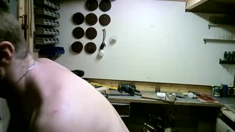 wolf021221 online show from September 19, 2025, 6:30 pm