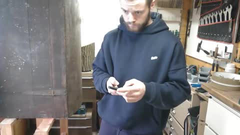 wolf021221 online show from November 23, 2025, 11:43 am