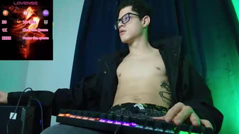 Snapshot of wolfan_sky chatting on January 17, 2026, 11:26 am W O L F online show from January 17, 2026, 11:26 am