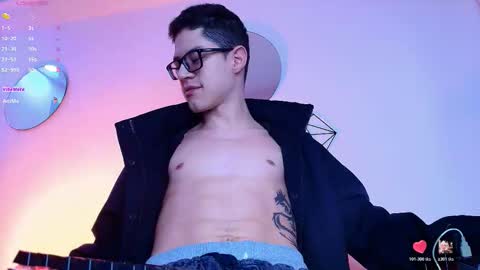 Snapshot of wolfan_sky chatting on February 7, 2026, 11:36 am W O L F online show from February 7, 2026, 11:36 am