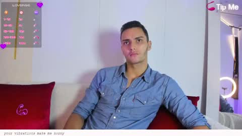 Andrew online show from May 26, 2026, 11:39 am
