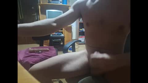 Snapshot of womanizerr69 chatting on February 17, 2026, 9:43 pm womanizerr69 online show from February 17, 2026, 9:43 pm