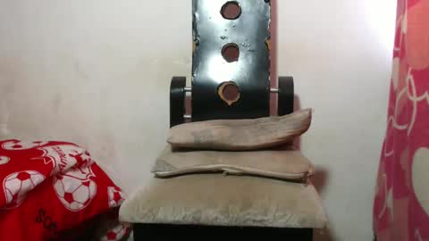 SHENIEL RODRIGUEZ online show from February 15, 2025, 7:39 pm