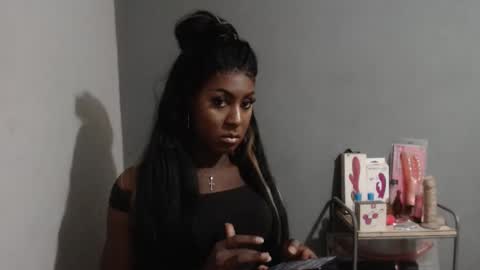 Snapshot of wonderfullight chatting on May 12, 2026, 3:03 am SHENIEL RODRIGUEZ online show from May 12, 2026, 3:03 am