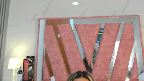 wonderkloe_ online show from February 7, 2026, 8:34 pm