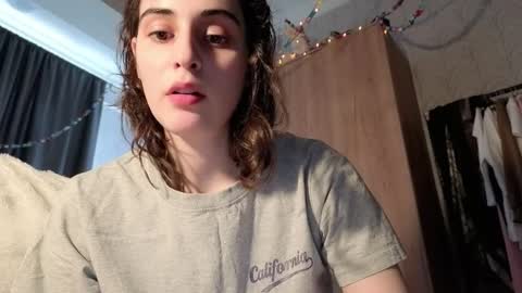 Stia online show from February 25, 2026, 8:02 am